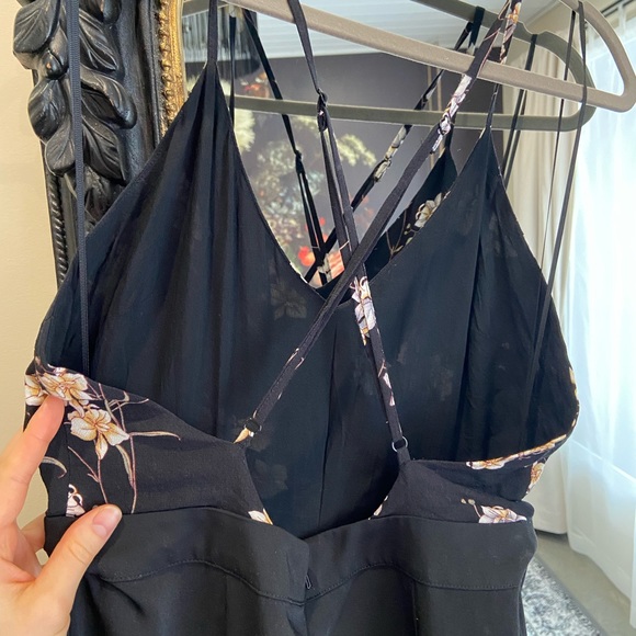 Gentle Fawn, wide leg, black & floral, jumpsuit. - Picture 6 of 7
